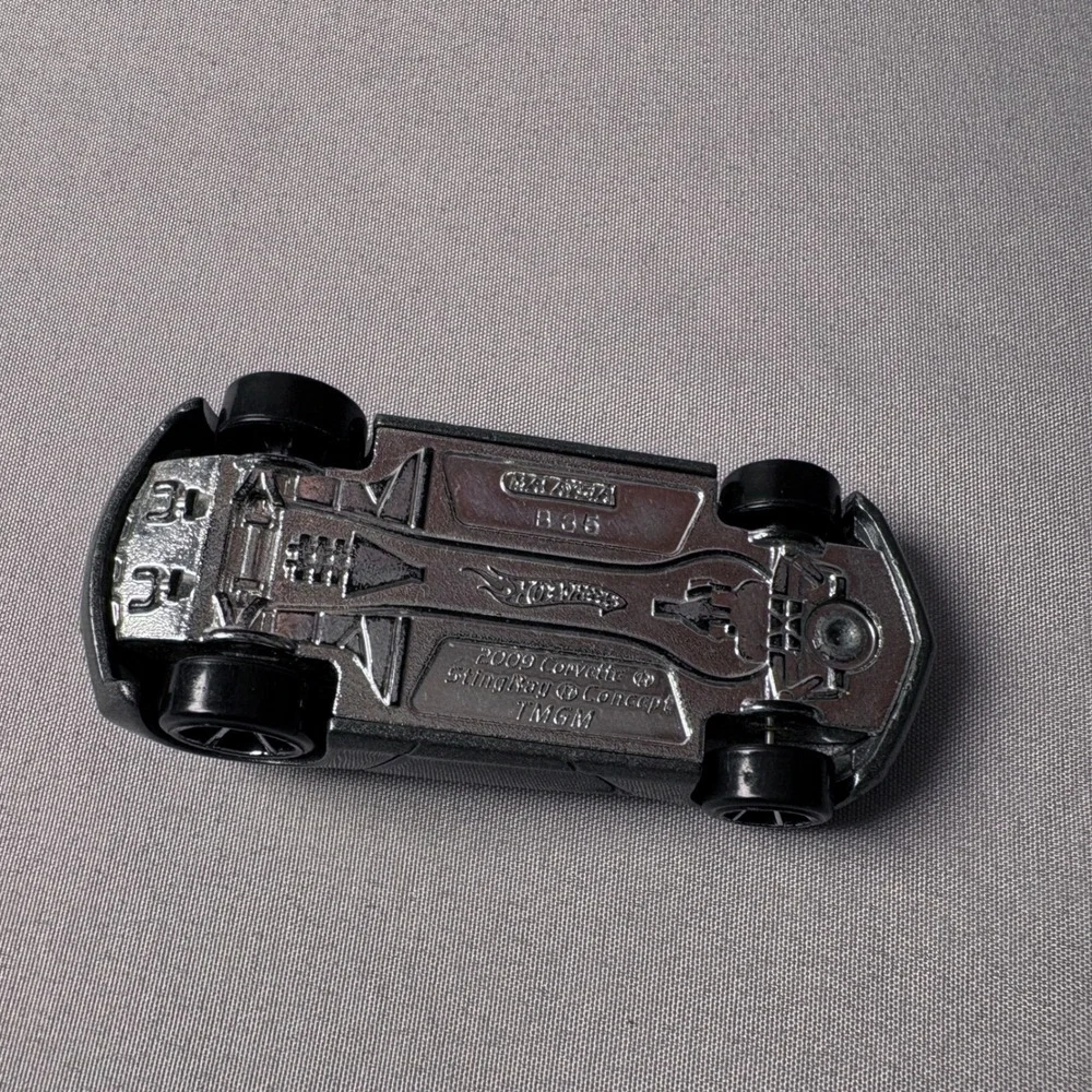 Hot Wheels 2009 Corvette StingRay Concept Metallic Grey Diecast Car B35 Malaysia